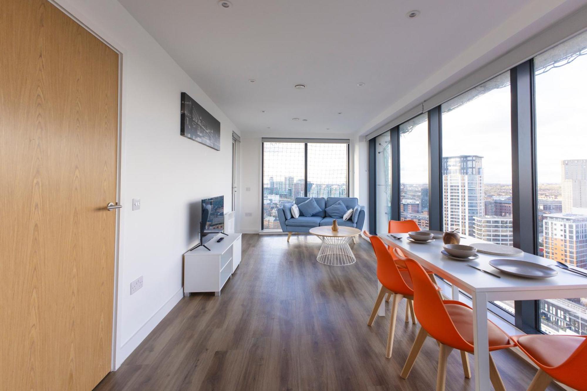 Quayside Penthouse 2 Bedroom Ensuite Near Media City & Manchester United Buitenkant foto